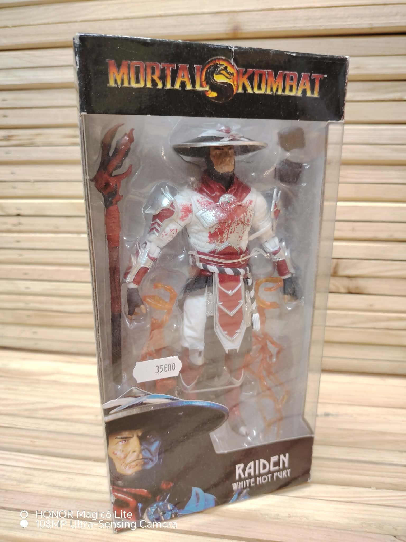 Test Mortal Kombat Figure Raiden
