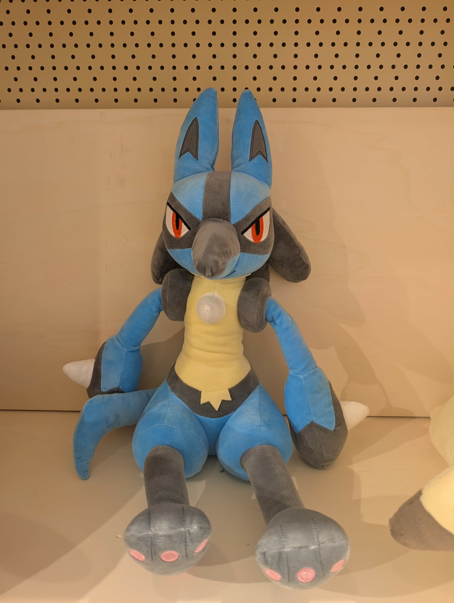 lucario pas