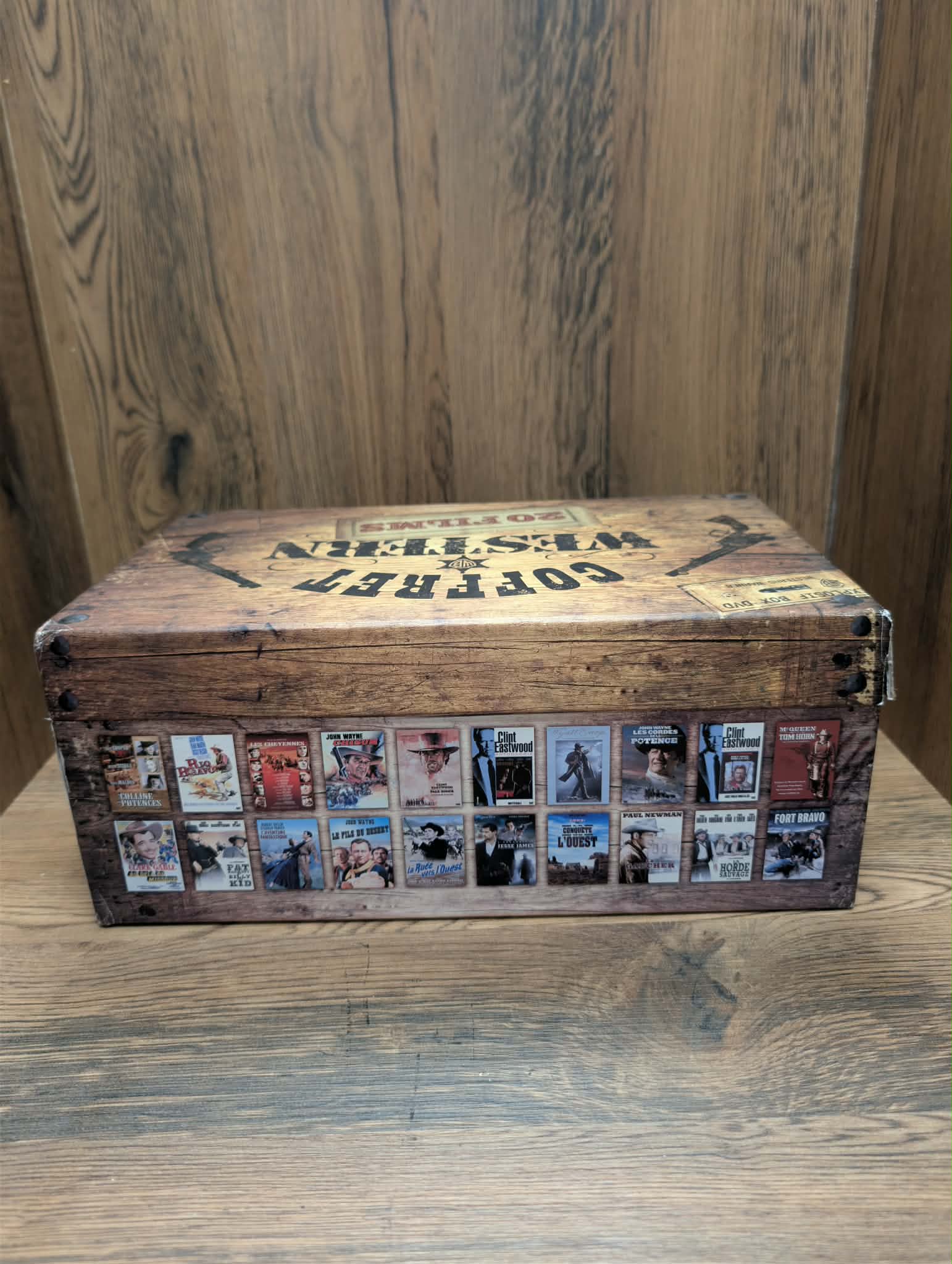 COFFRET WESTERN  20 FILM EXPLOSIVE BOX DVD